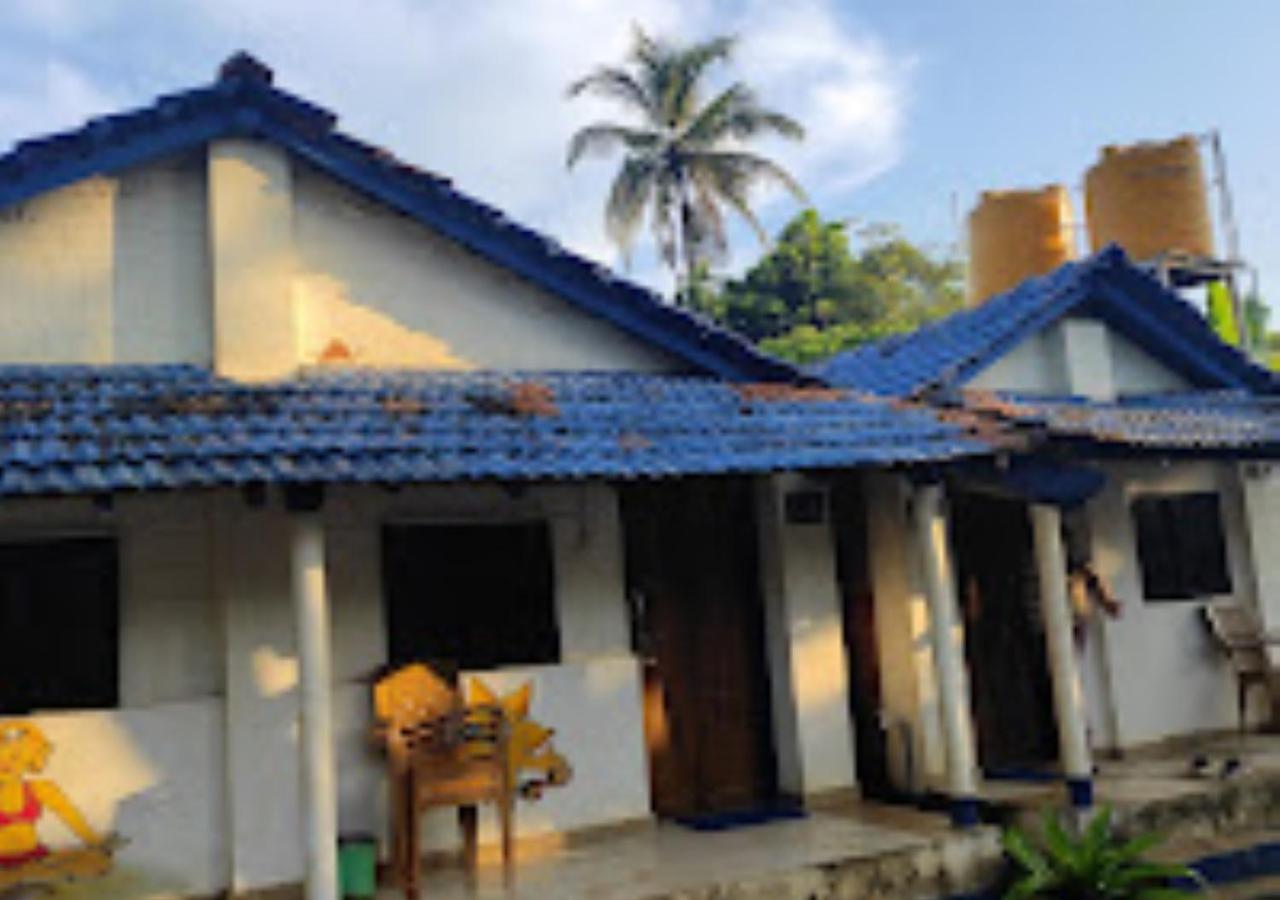R K Beach Cottage جوكارنا المظهر الخارجي الصورة