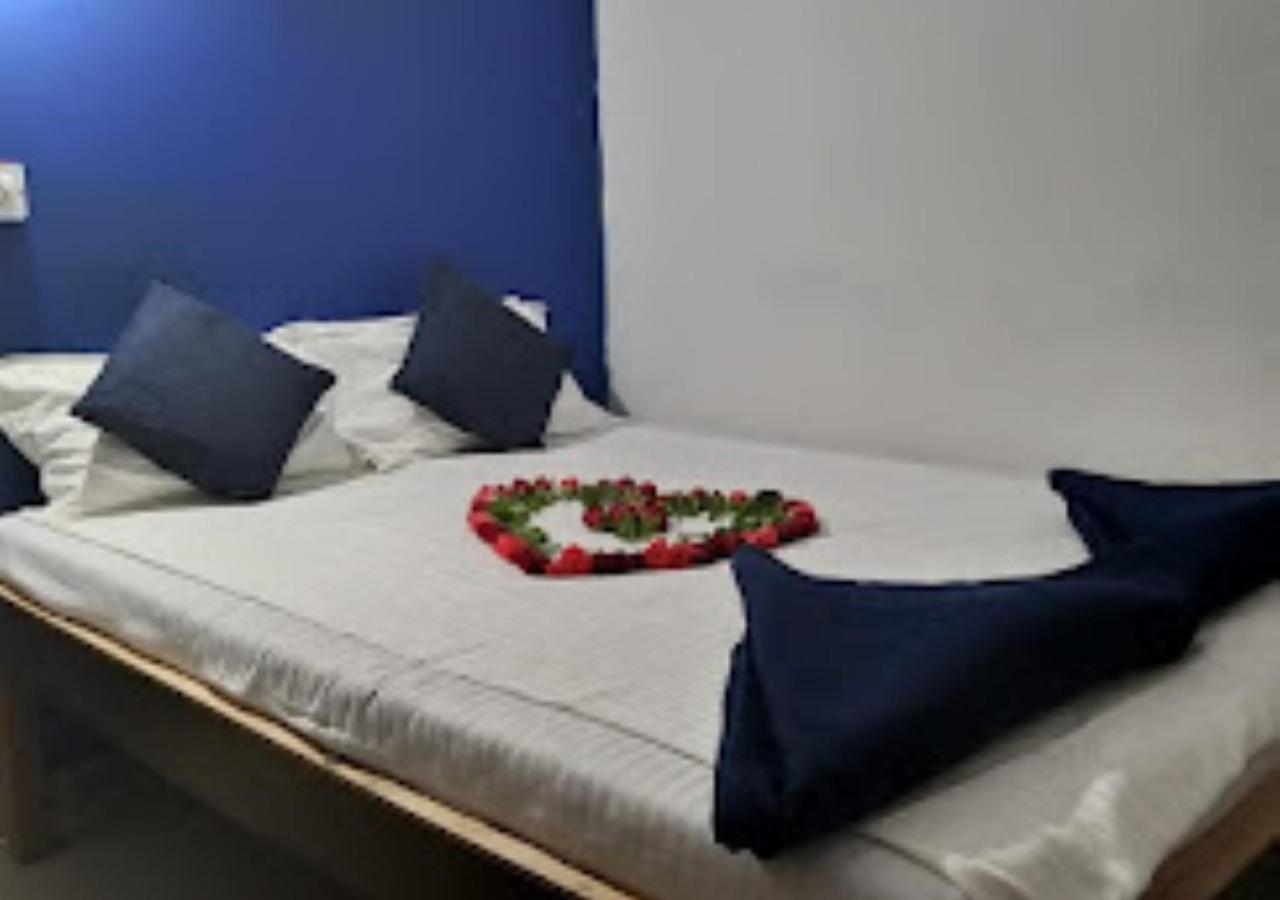 R K Beach Cottage جوكارنا المظهر الخارجي الصورة
